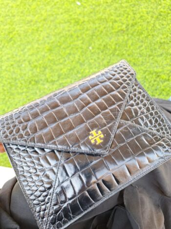 باوتش توري بورش Tory Burch