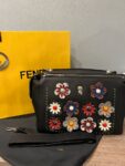 شنطة فندي FENDI