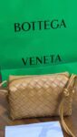 شنطة بوتيقا فينيتا BOTTEGA VENETA