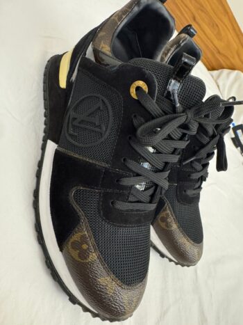 شوز لويس فيتون LV مقاس 38