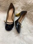 هيلز قوتشي Gucci مقاس 38 ويلبس 39