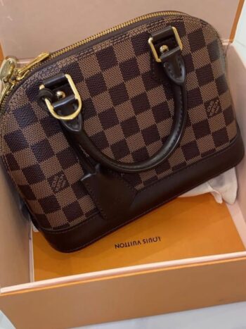 شنطة لويس فيتون LV