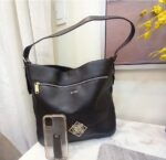 شنطة فرزاتشي VERSACE