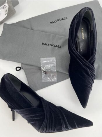 هيلز بالنسياقا مقاس 39 BALENCIAGA