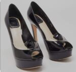 هليز ديور مقاس 36 Dior