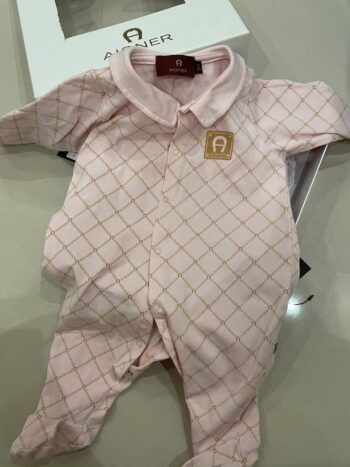 افرول وقبعة اقنر 3-6 AIGNER