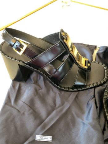 هيلز برادا مقاس 41 PRADA