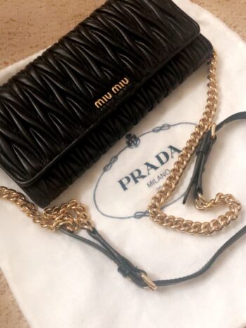 شنطة ميوميو MIU MIU