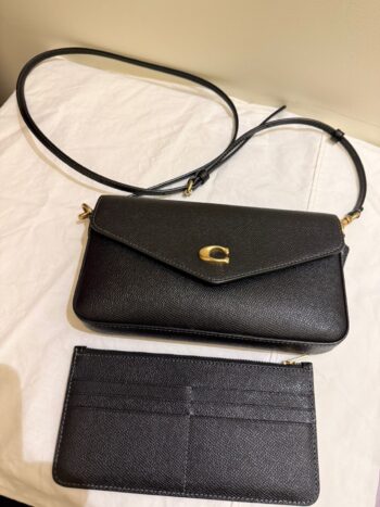 شنطة كوتش COACH