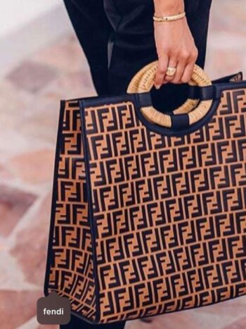 شنطة فندي FENDI