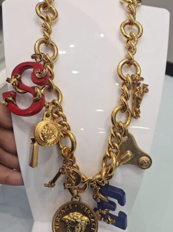 سلسال فرزاتشي VERSACE