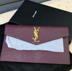 باوتش سان لوران Saint Laurent