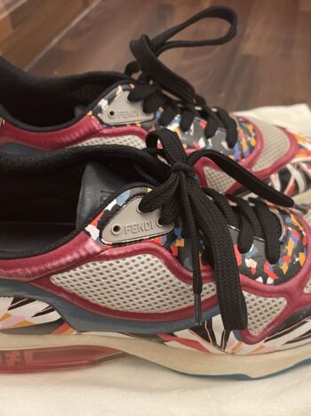 شوز فندي مقاس 37.5 FENDI
