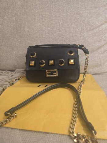 شنطة فندي FENDI