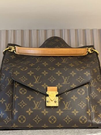 شنطة لويس فيتون LV