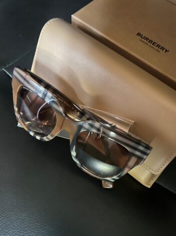 نظارة بيربيري BURBERRY