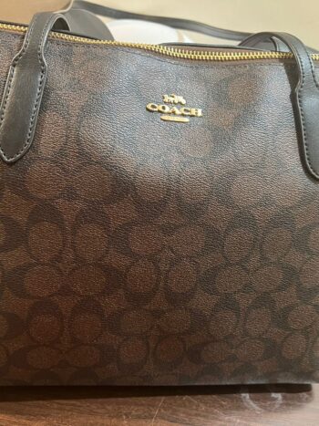 شنطة كوتش COACH