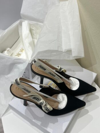 ديور مقاس 38 Dior