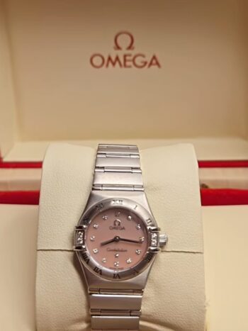 ساعة اوميقا مقاس 22.5 الماس وكالة OMEGA
