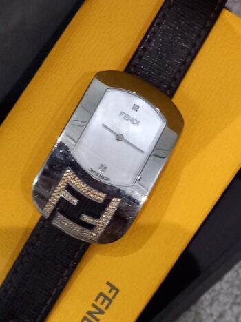 ساعة فندي FENDI