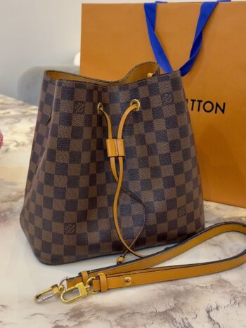 شنطة لويس فيتون LV